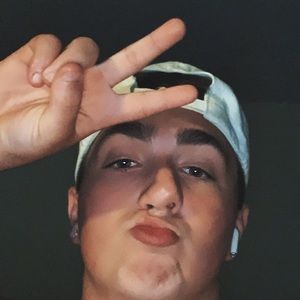 Meet your Posher, Ashton